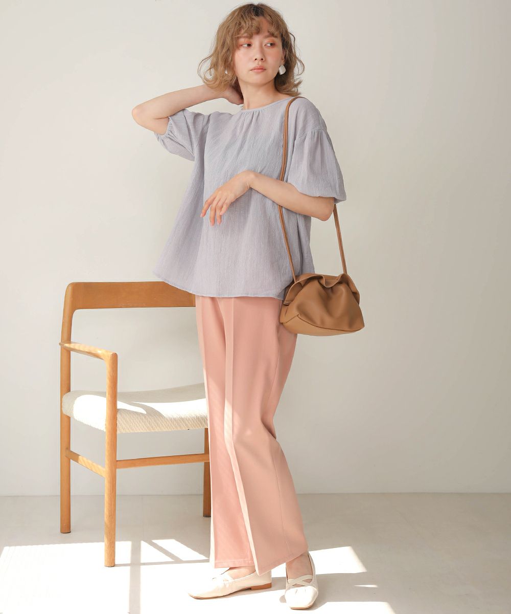 BACK OPEN GATHER BLOUSE