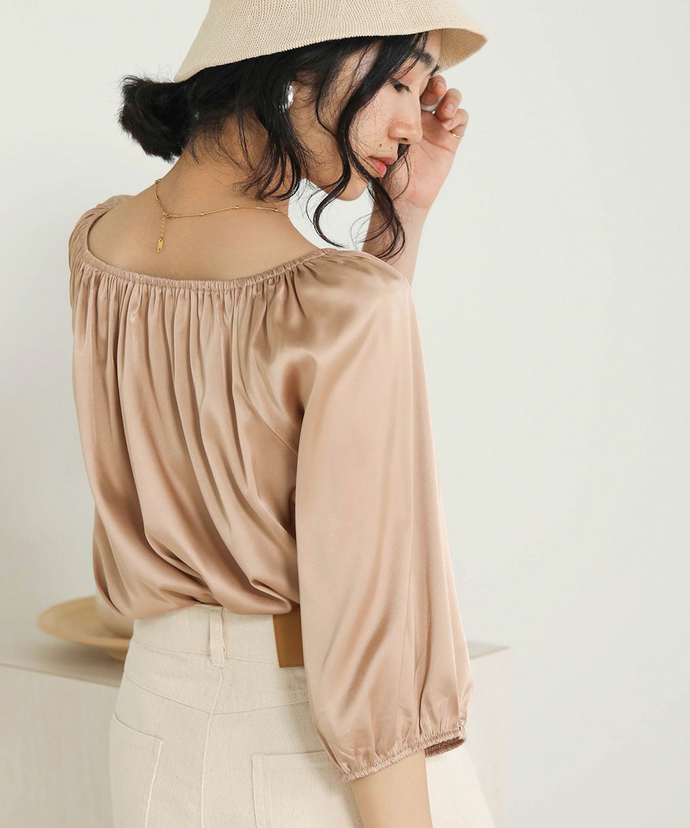 SATIN GATHERED BLOUSE