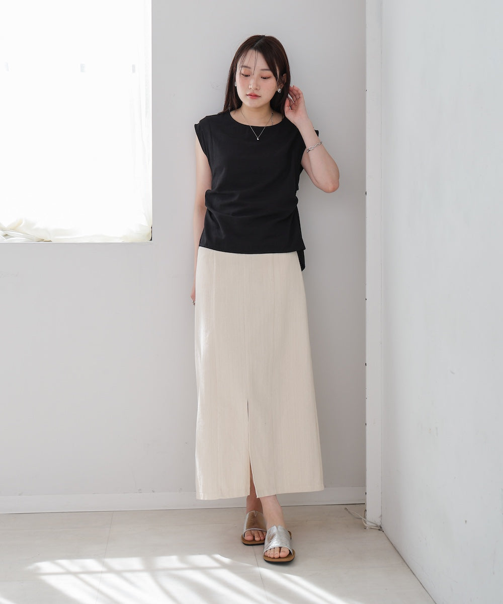 バックデザインノースリーブブラウス