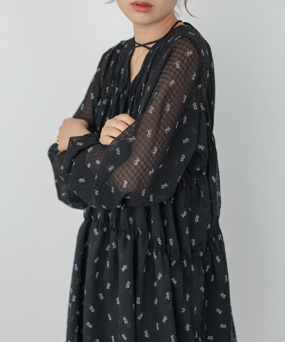 花柄プリントミニワンピース