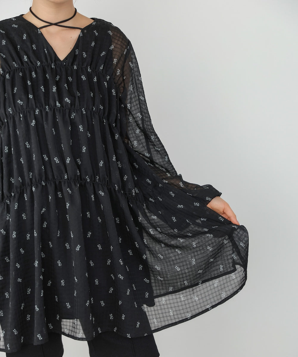 花柄プリントミニワンピース