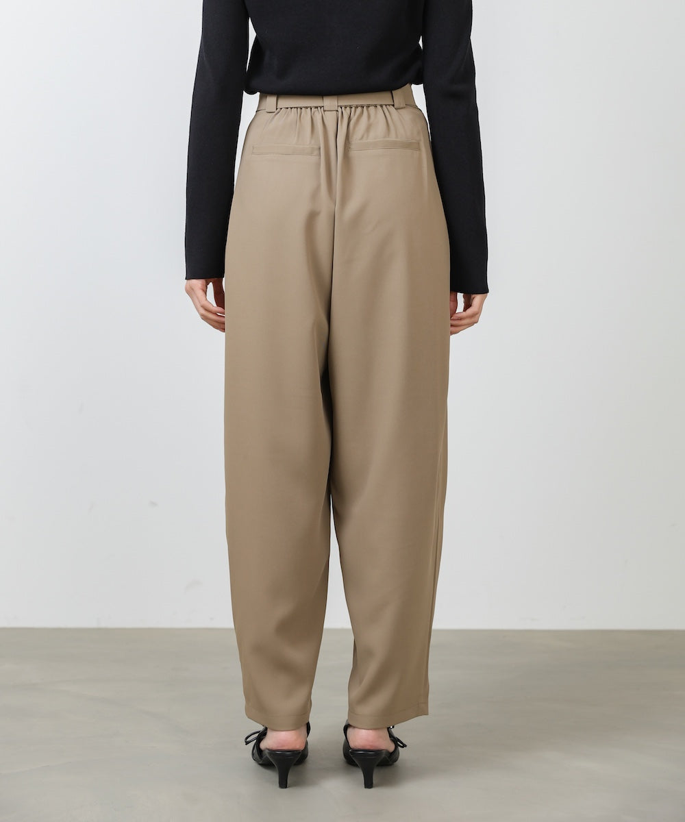 【選べるサイズ展開】ツータックルーズベルト付スラックスパンツ