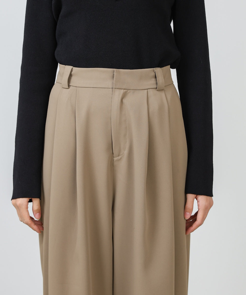 【選べるサイズ展開】ツータックルーズベルト付スラックスパンツ