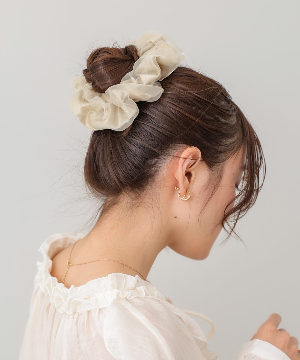 オーガンジー×サテンシュシュ