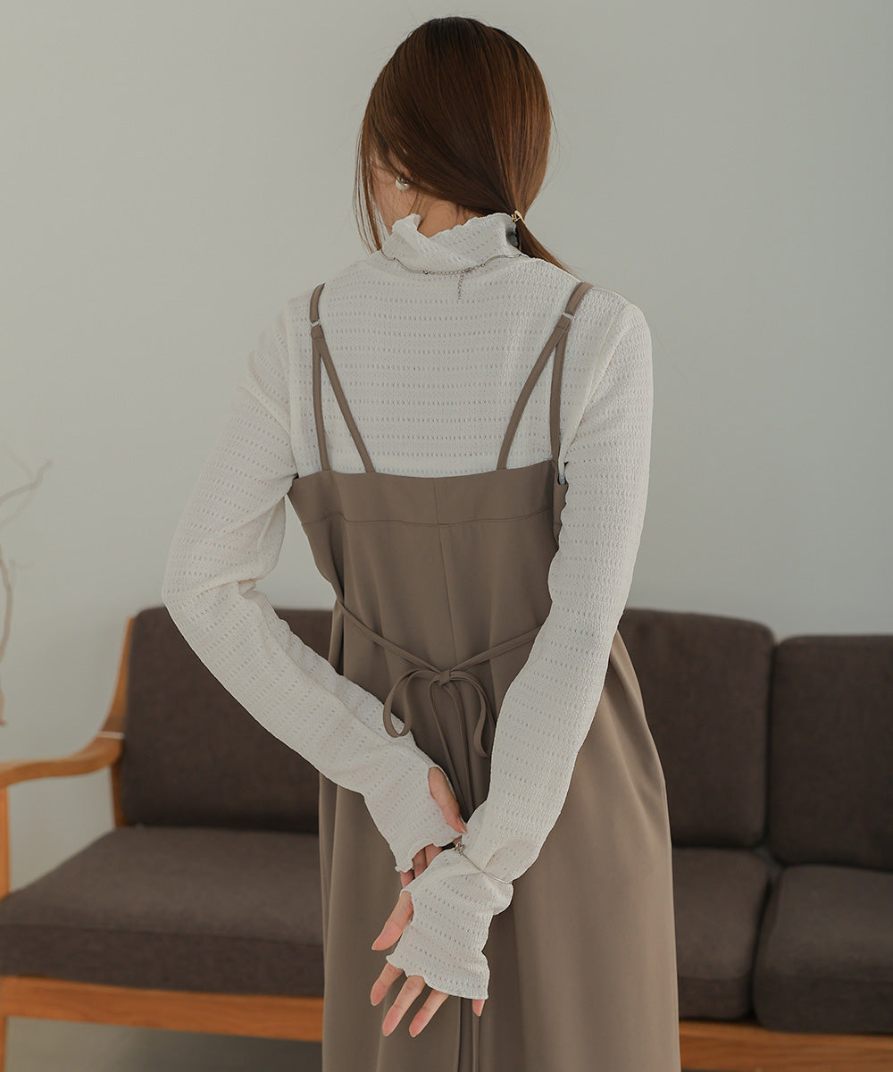 HIGH NECK EMBROIDERY TOPS