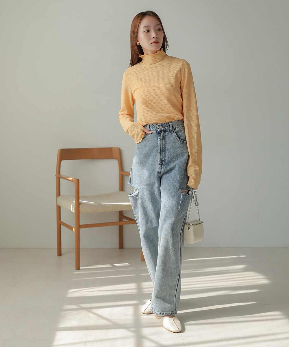 HIGH NECK EMBROIDERY TOPS