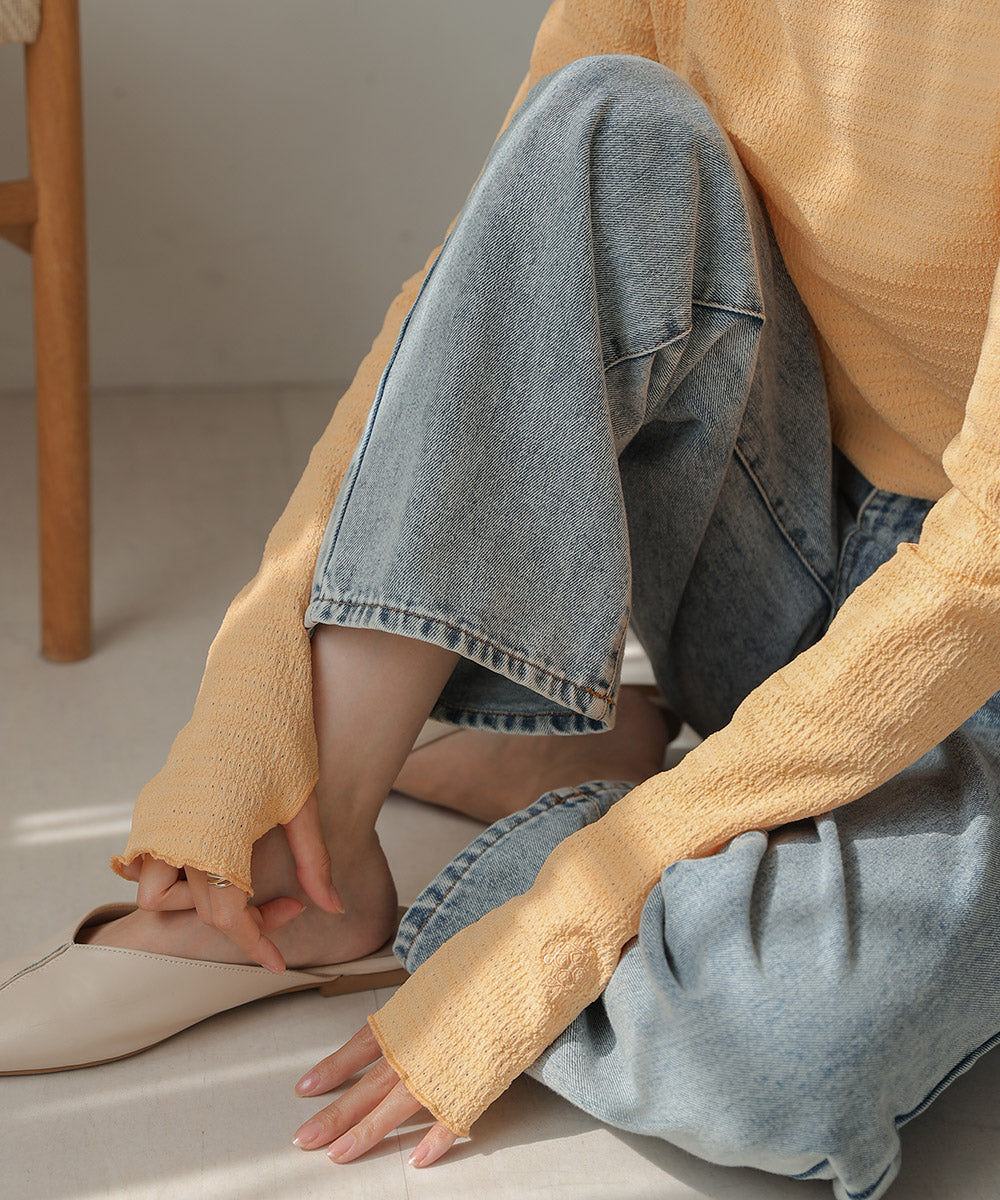 HIGH NECK EMBROIDERY TOPS