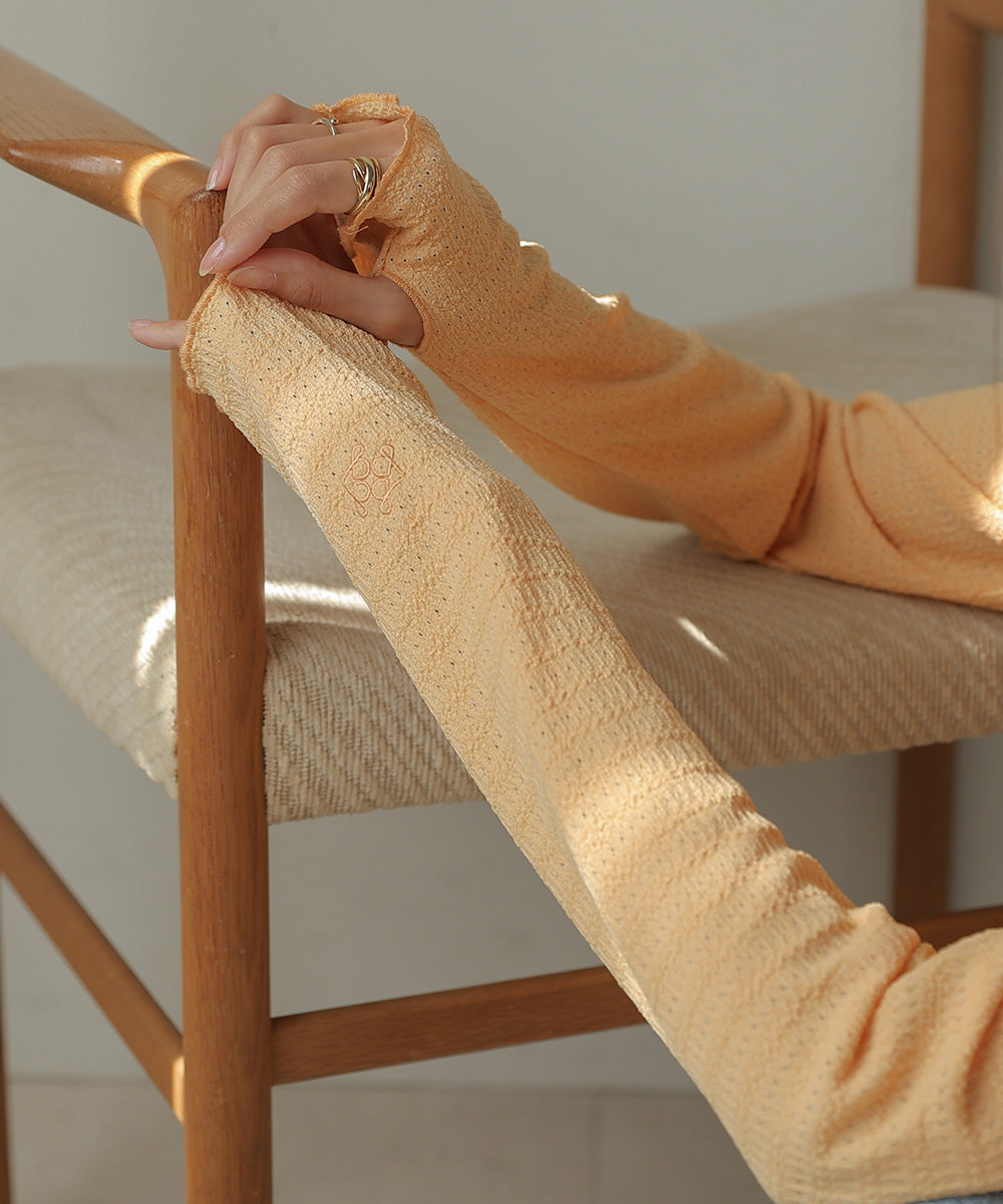 HIGH NECK EMBROIDERY TOPS