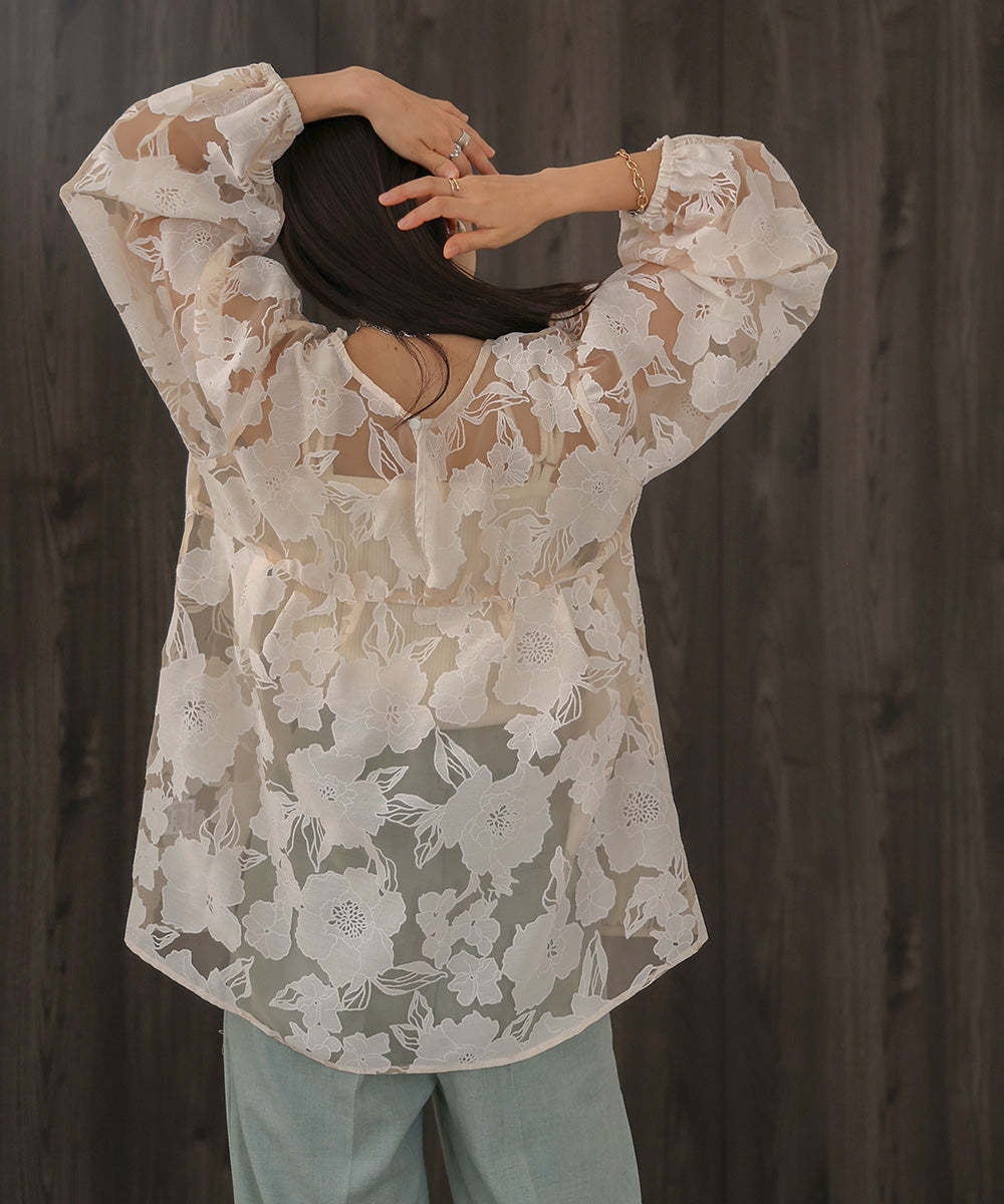 SHEER FLOWER VOLUME SLEEVE BLOUSE
