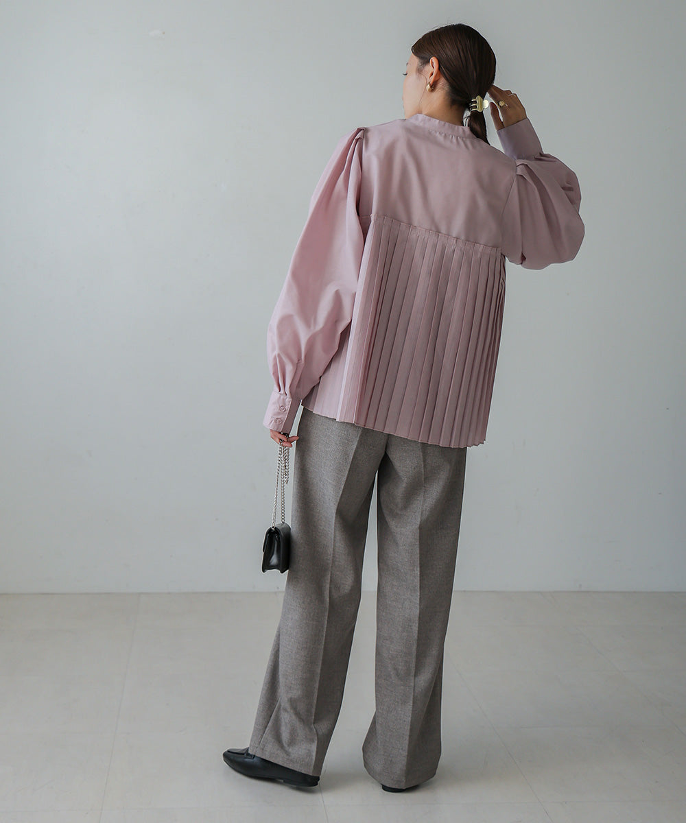 VOLUME SLEEVE PLEATED BLOUSE
