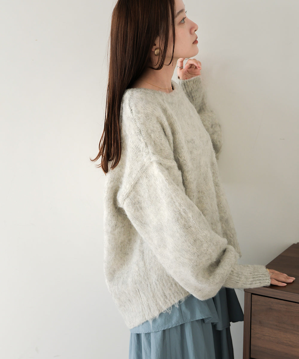 VOLUME SLEEVE MOHAYALIKE KNIT