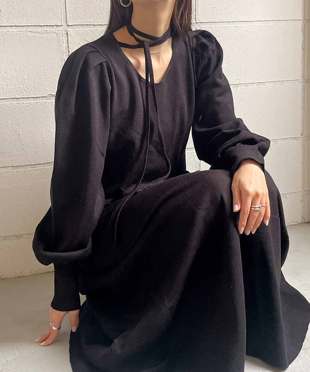 WAIST TUCK FLARE LINE KNIT ONEPIECE