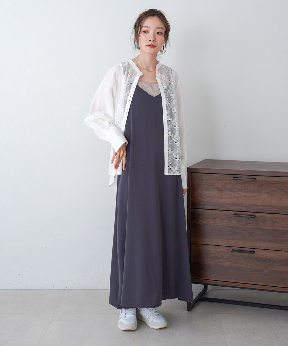 FRONT EMBROIDERY LACE BLOUSE