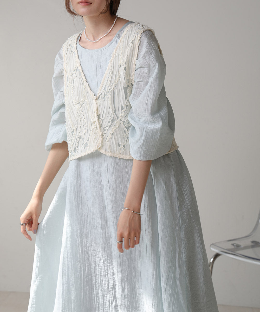 BATTEN LACE VEST + GATHERED SLEEVE DRESS SET