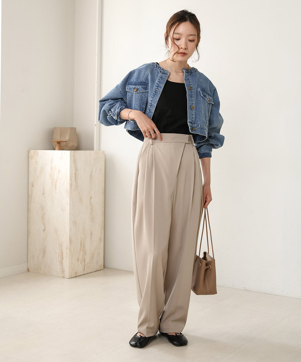 SQUARE NECK TUCK DESIGN TANK TOP