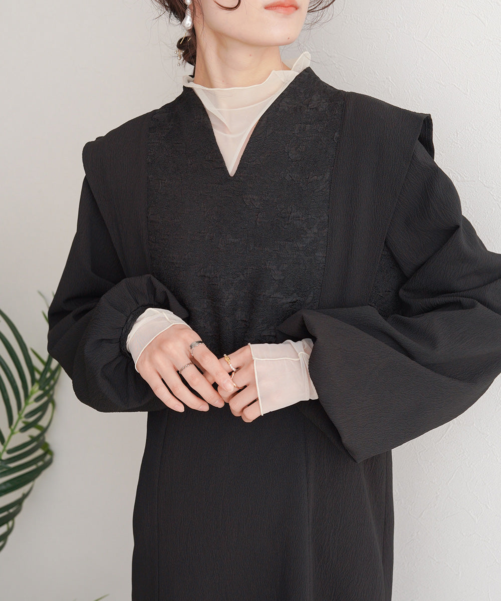 KEY NECK JACQUARD ONEPIECE