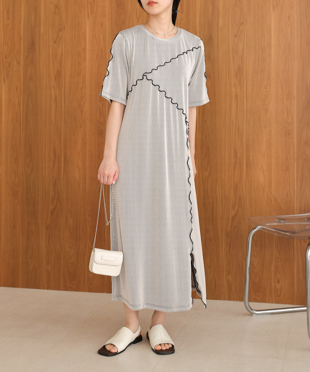 mellow switching striped pleated onepiece