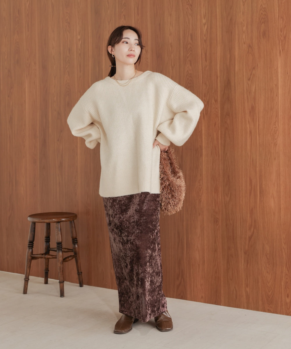 airy yarn back open knit
