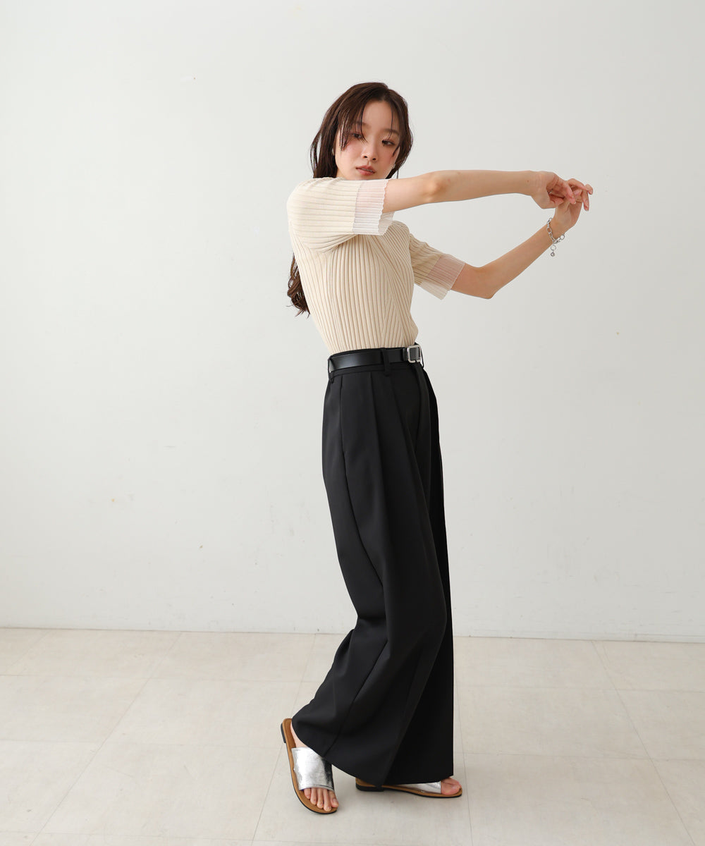 シアー使い5分袖リブニットトップス