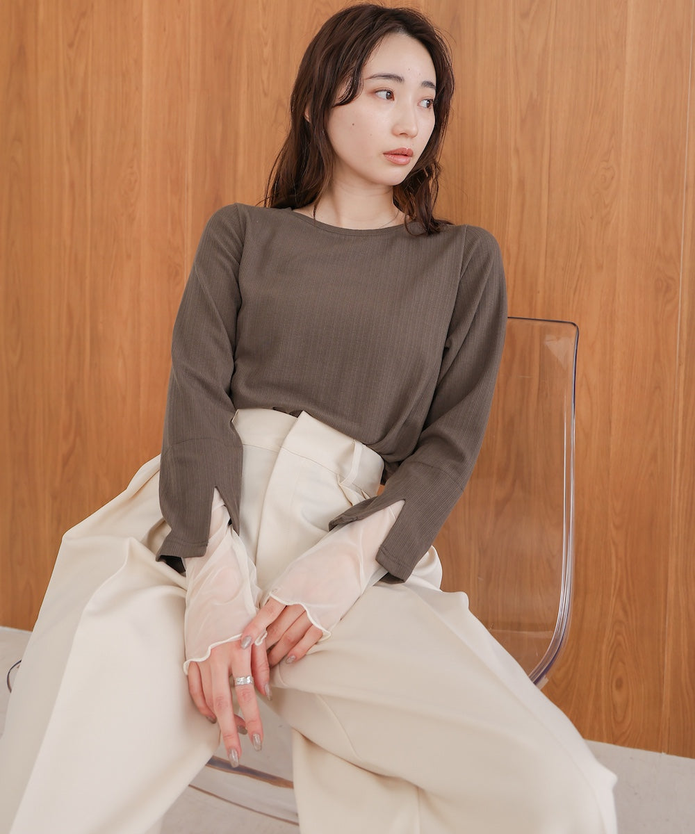 袖スリットチュールカットトップス