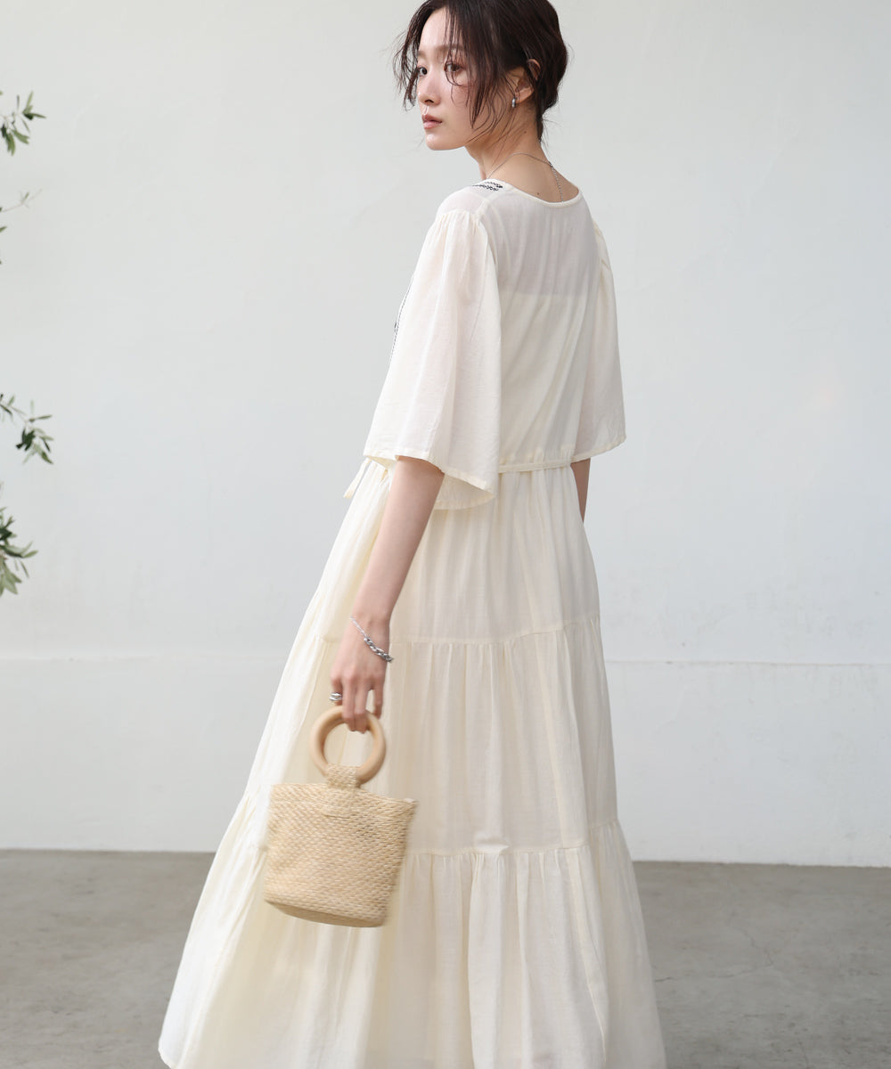 【S・Mサイズ展開】袖フレア-ティアード刺繍ワンピース