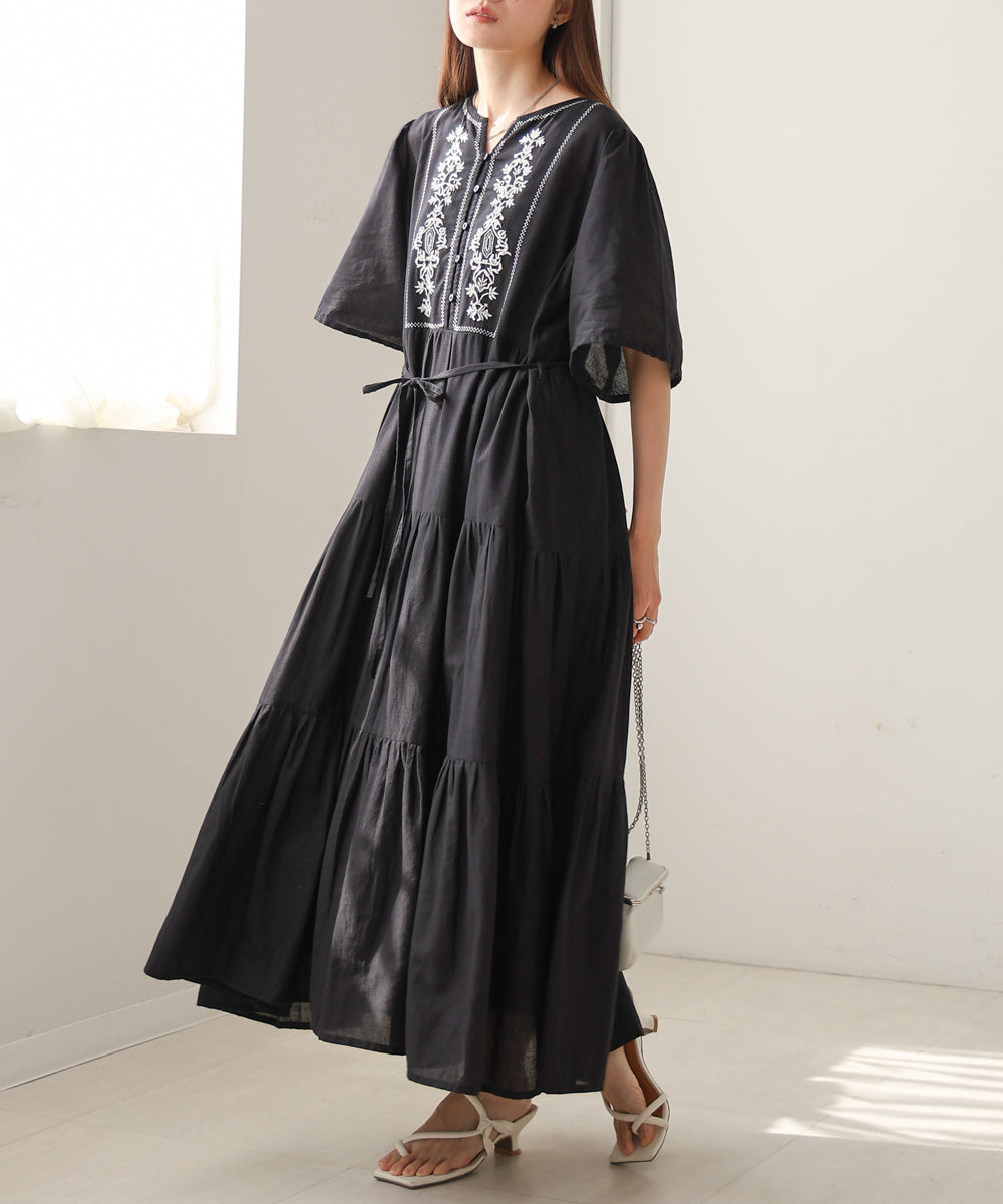 【S・Mサイズ展開】袖フレア-ティアード刺繍ワンピース