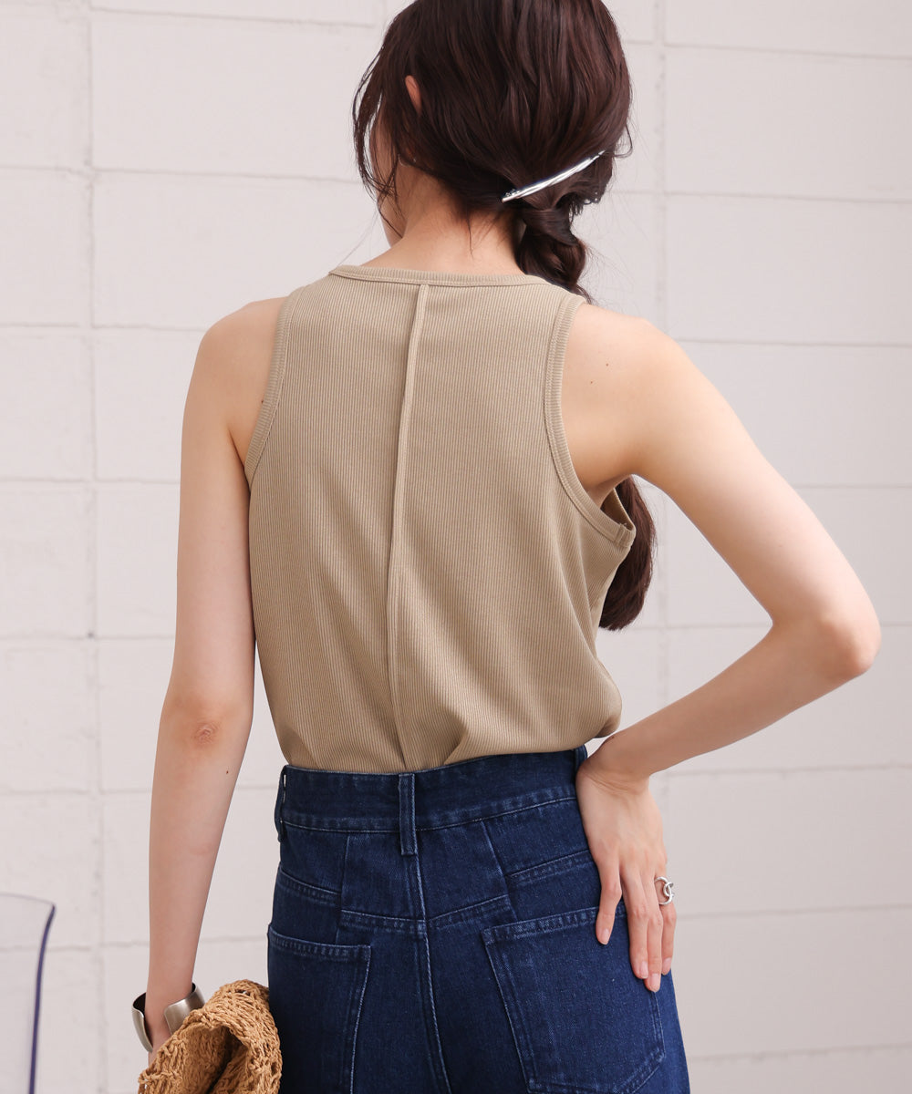 ロゴプレート付アメスリタンクトップ