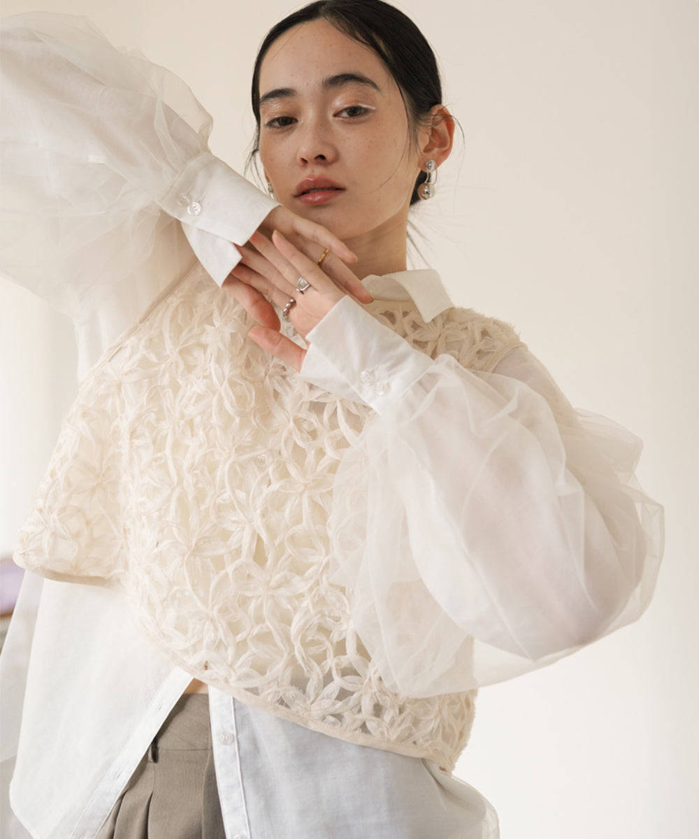 前後2WAYフラワーレースベスト