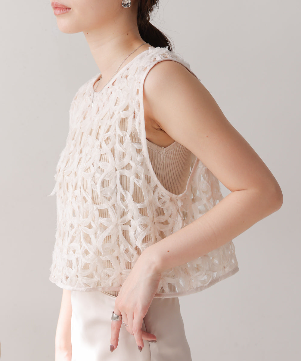前後2WAYフラワーレースベスト