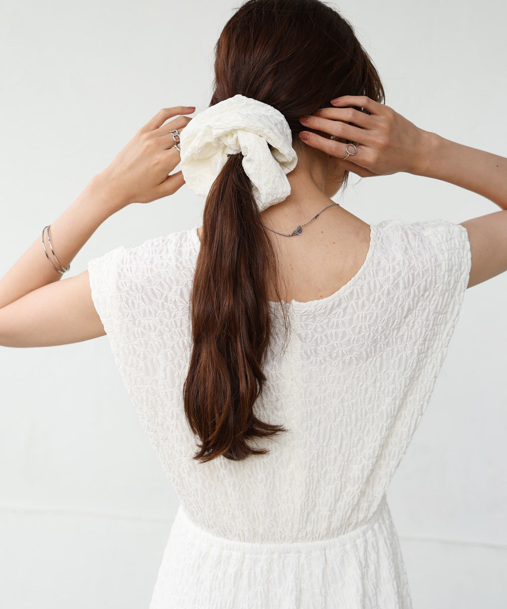 【選べる】【低身長向けサイズあり】前後2WAYウェーブ柄シュシュ付ワンピース・オールインワン