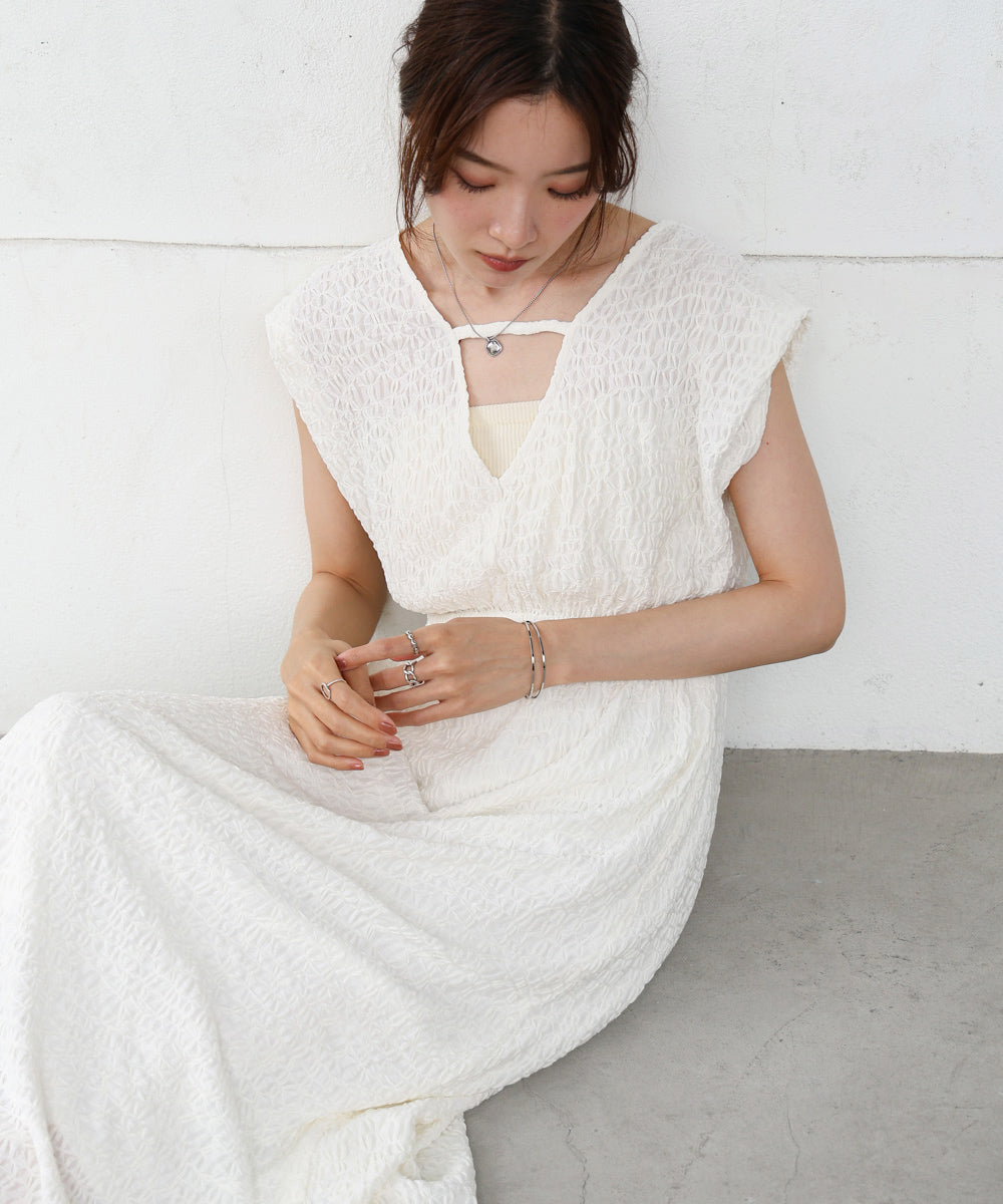 【選べる】【低身長向けサイズあり】前後2WAYウェーブ柄シュシュ付ワンピース・オールインワン