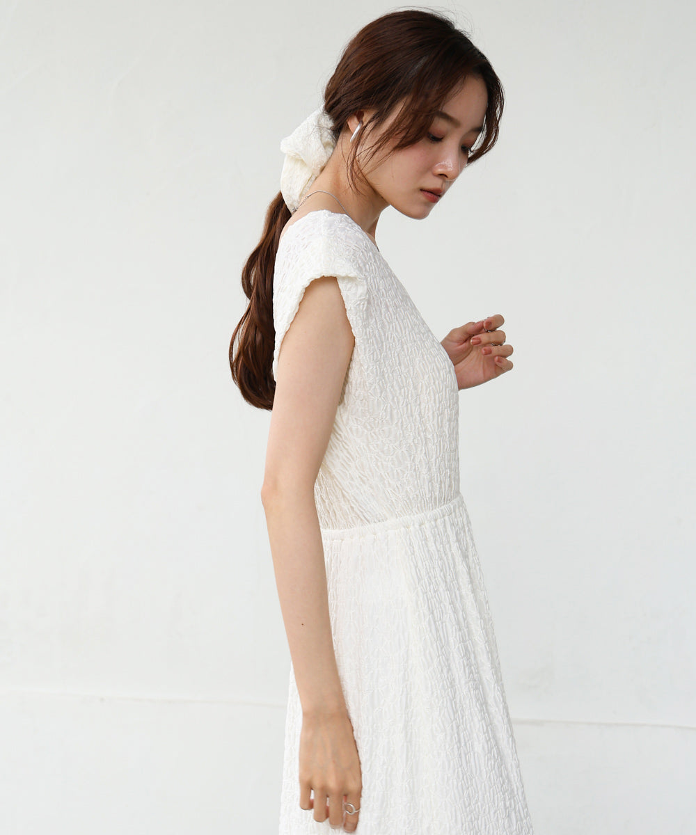 【選べる】【低身長向けサイズあり】前後2WAYウェーブ柄シュシュ付ワンピース・オールインワン