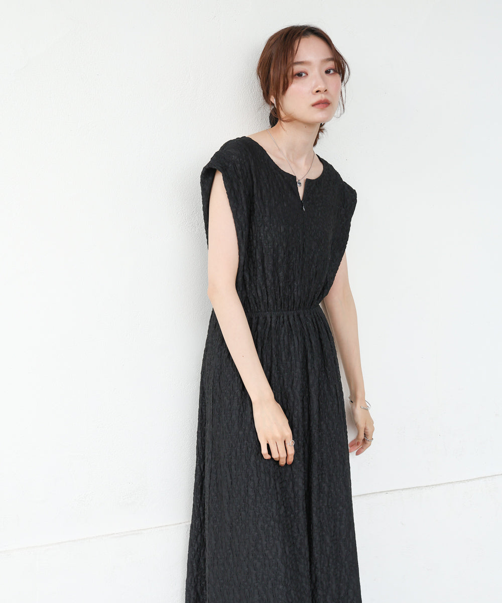 【選べる】【低身長向けサイズあり】前後2WAYウェーブ柄シュシュ付ワンピース・オールインワン