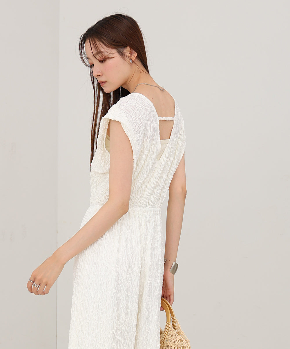 【選べる】【低身長向けサイズあり】前後2WAYウェーブ柄シュシュ付ワンピース・オールインワン