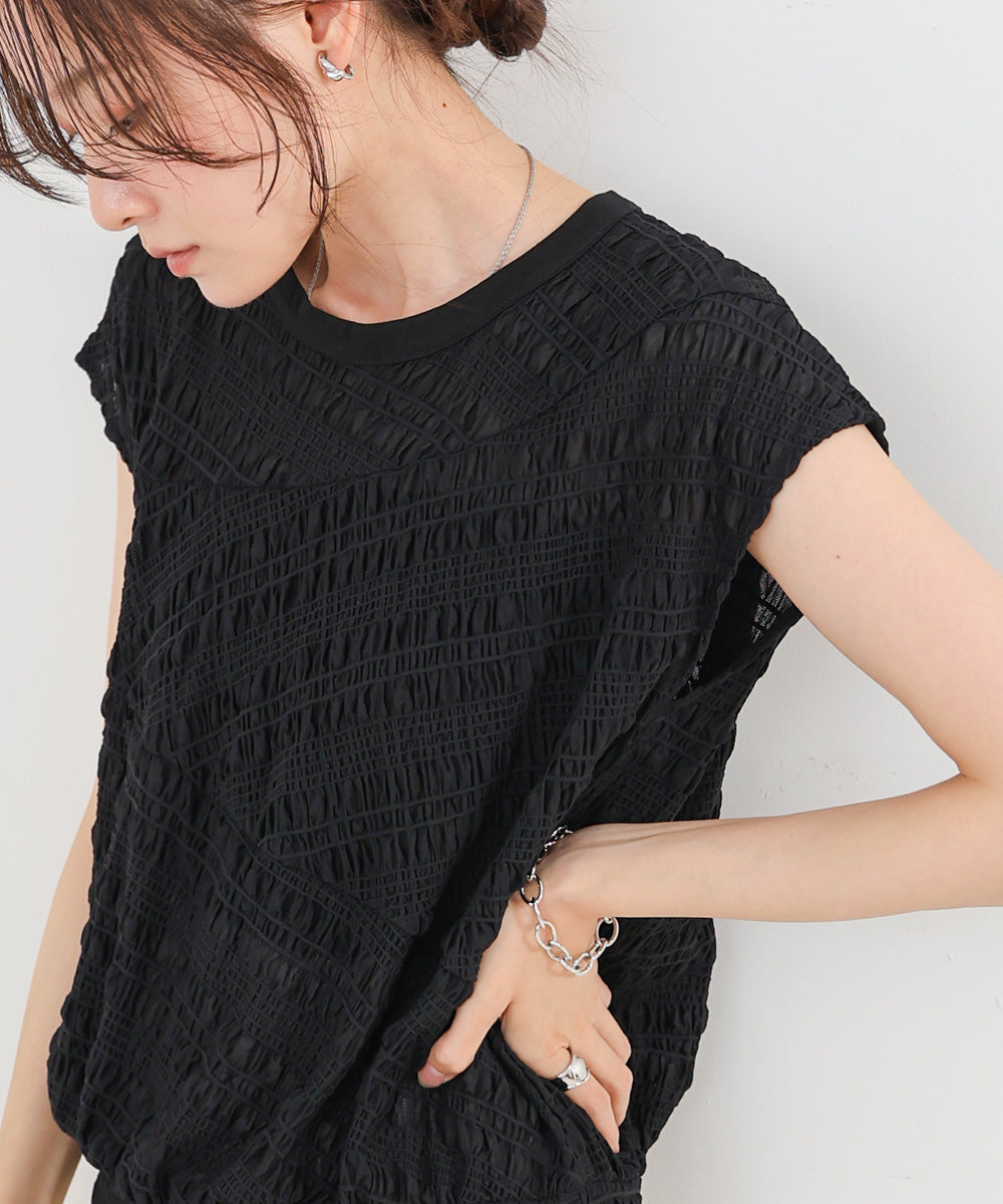 シャーリング切り替えトップス