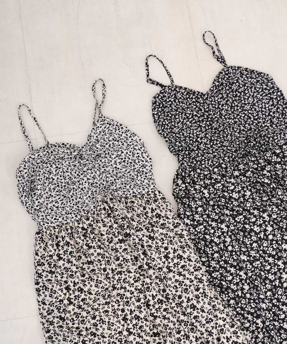 【S・Mサイズ展開】リトルフラワーシャーリングキャミワンピース