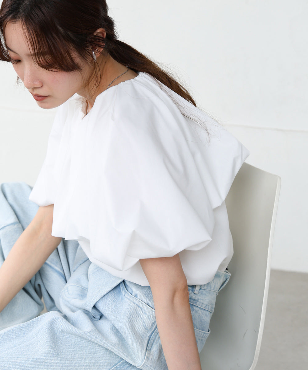 バルーンデザインブラウス