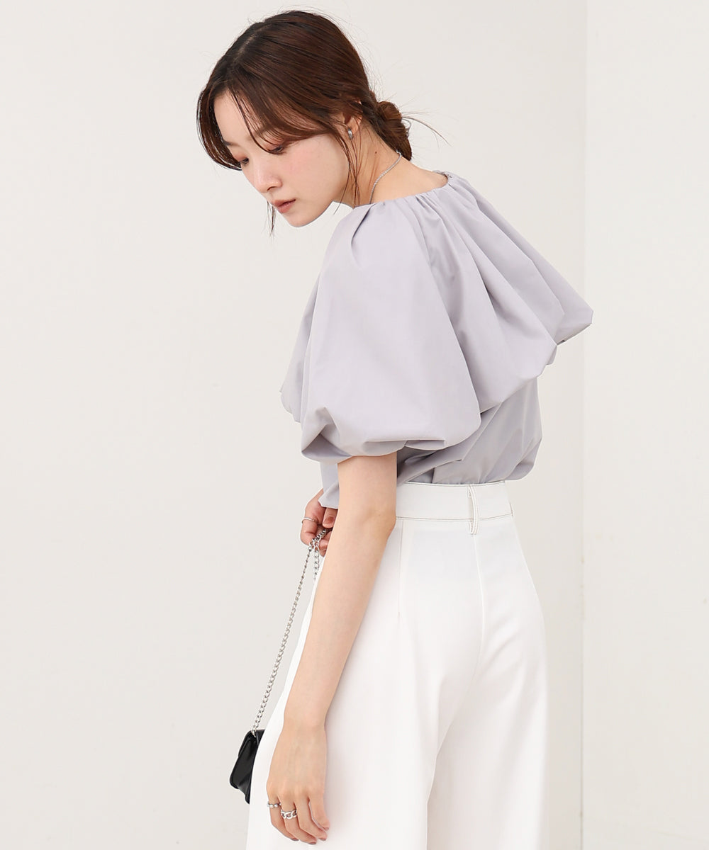 バルーンデザインブラウス