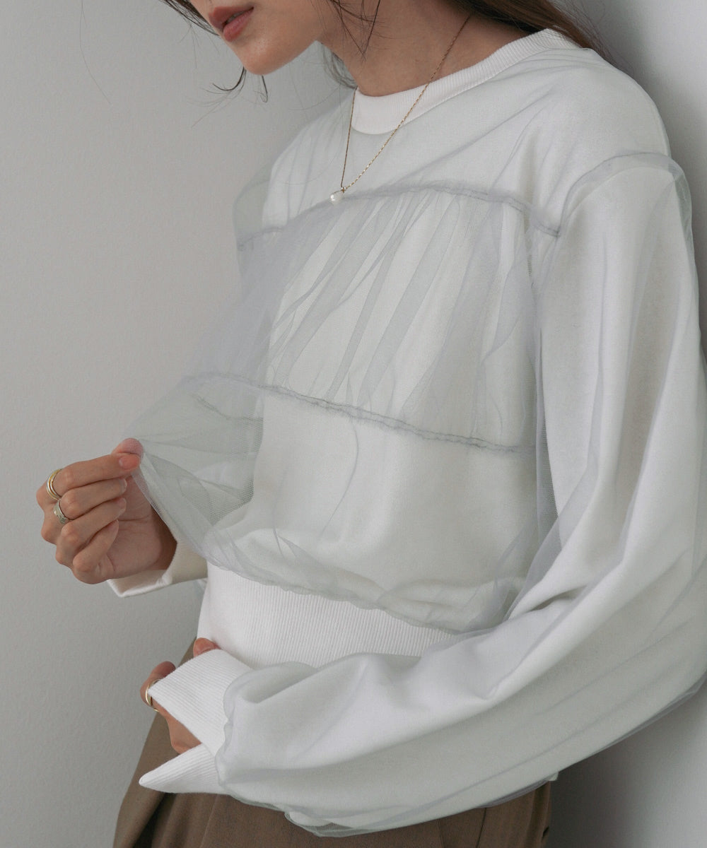 ショート丈チュールレイヤードスウェット