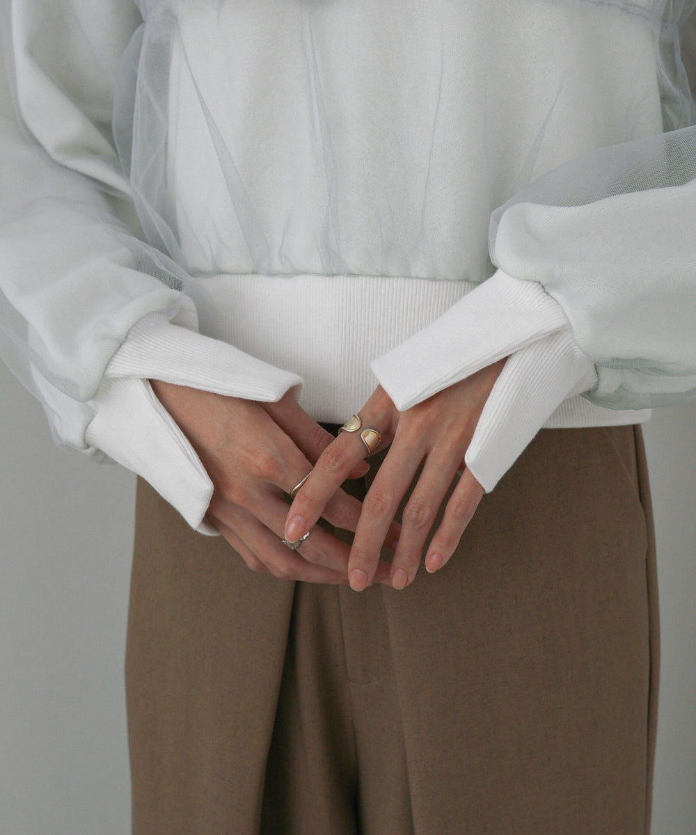 ショート丈チュールレイヤードスウェット