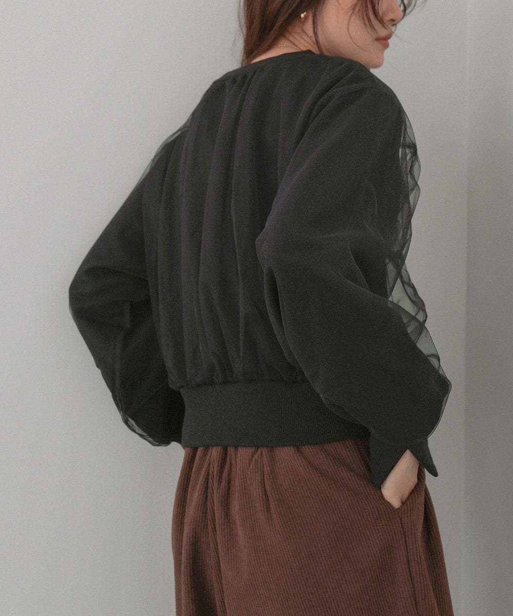 ショート丈チュールレイヤードスウェット
