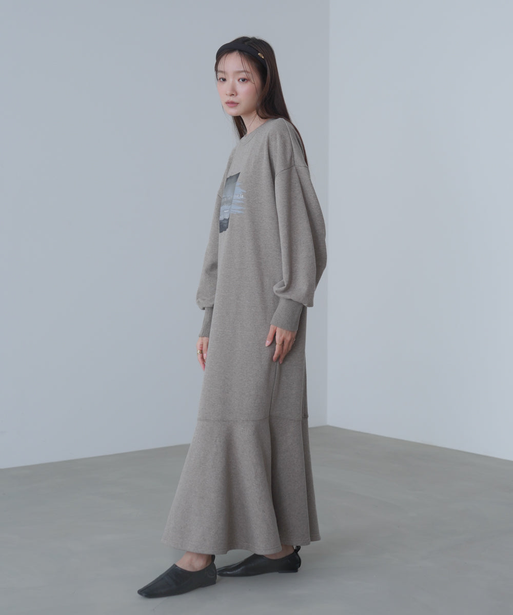 前後2WAYホックプリントマーメイドスウェットワンピース