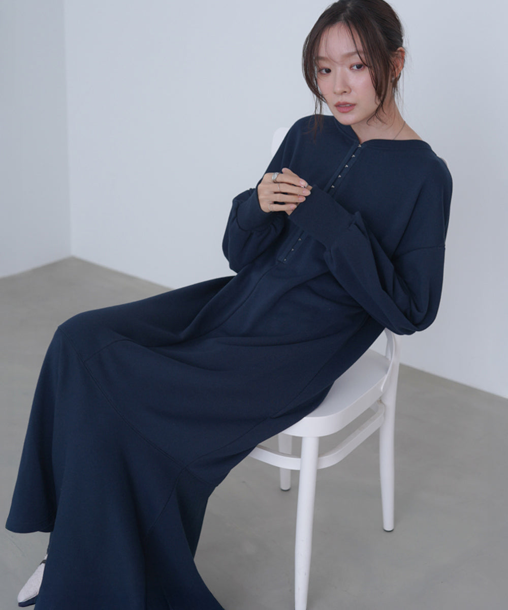 前後2WAYホックプリントマーメイドスウェットワンピース