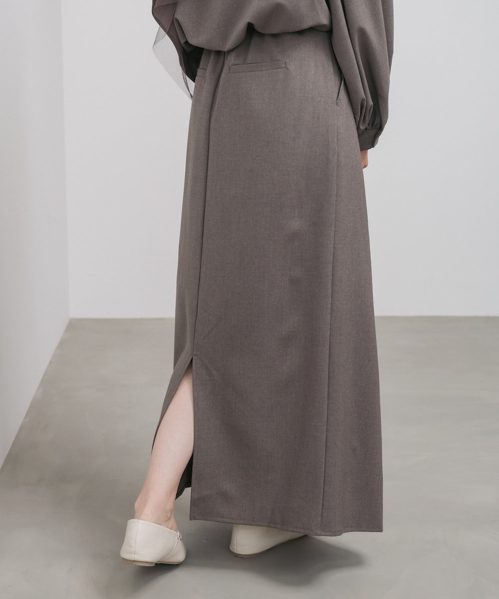 フロントタックIラインスカート