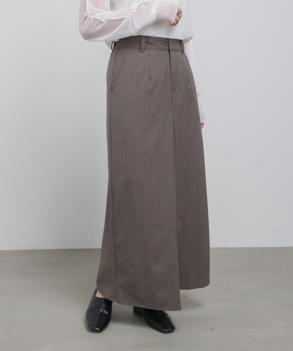 フロントタックIラインスカート