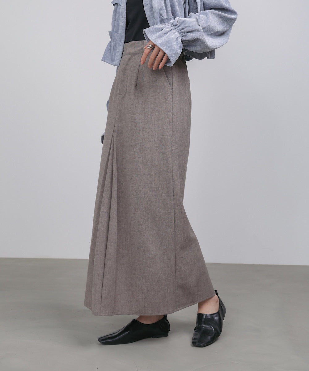 フロントタックIラインスカート