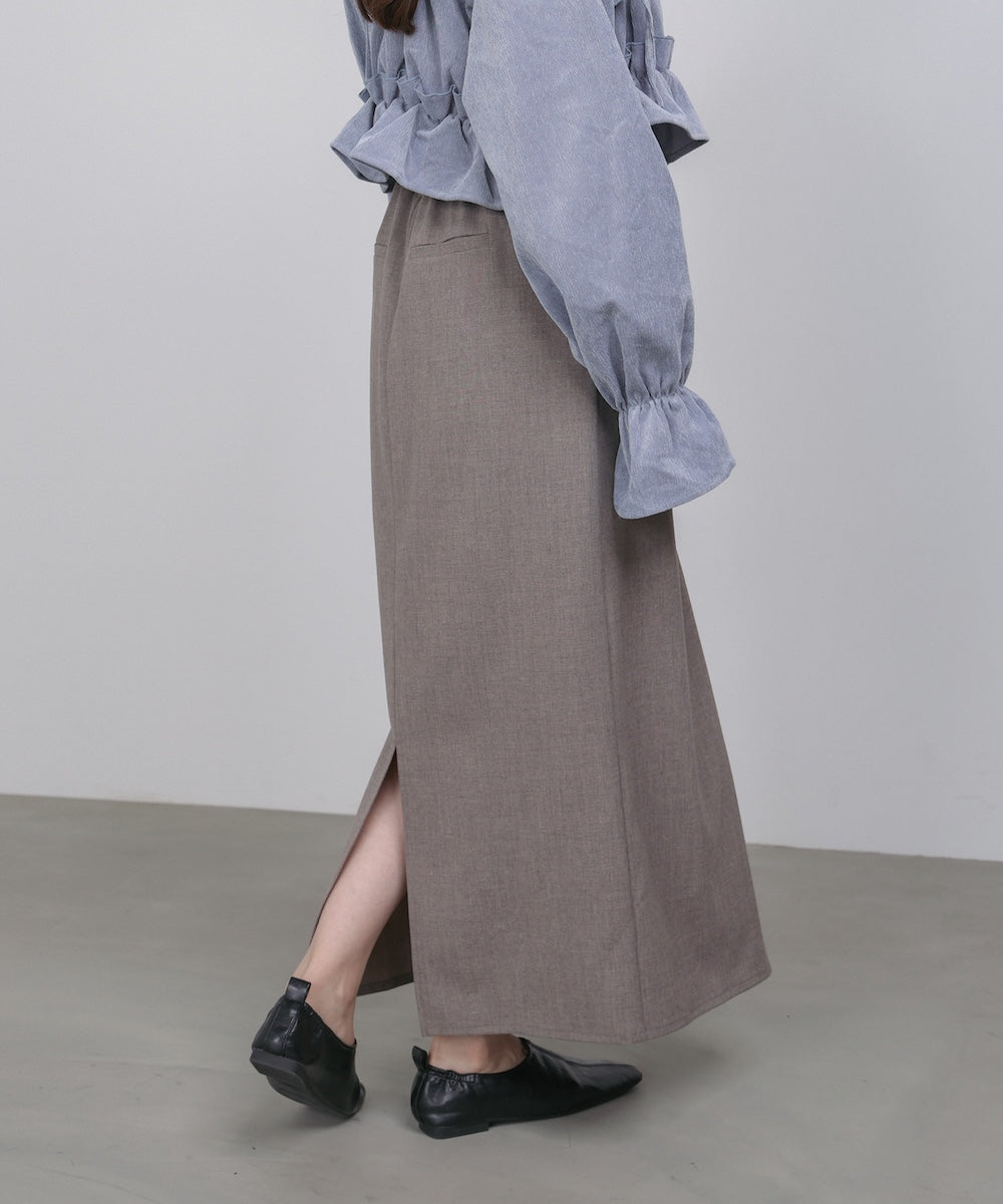 フロントタックIラインスカート