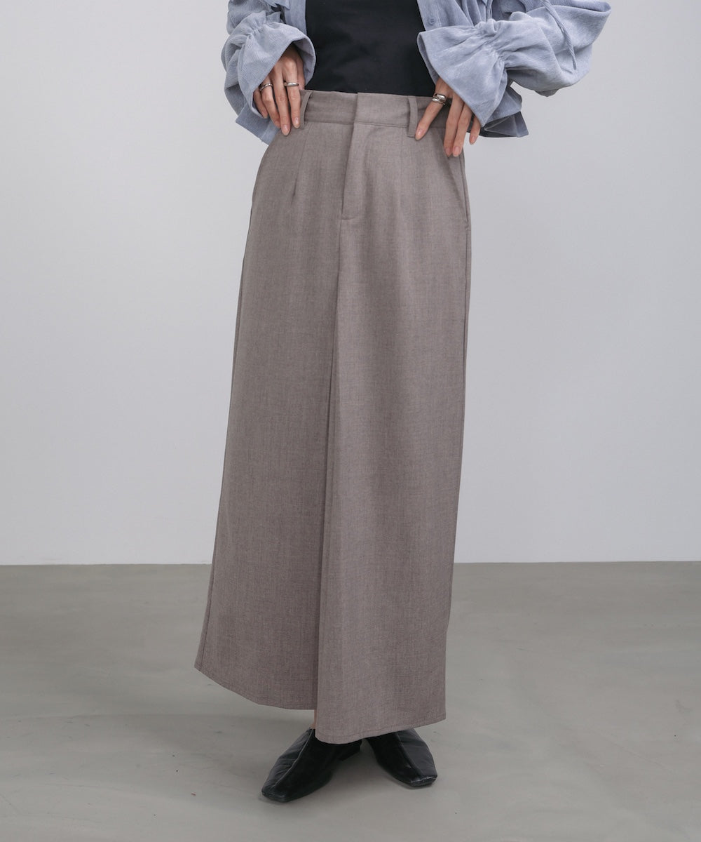 フロントタックIラインスカート