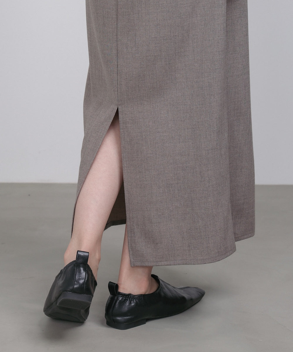 フロントタックIラインスカート