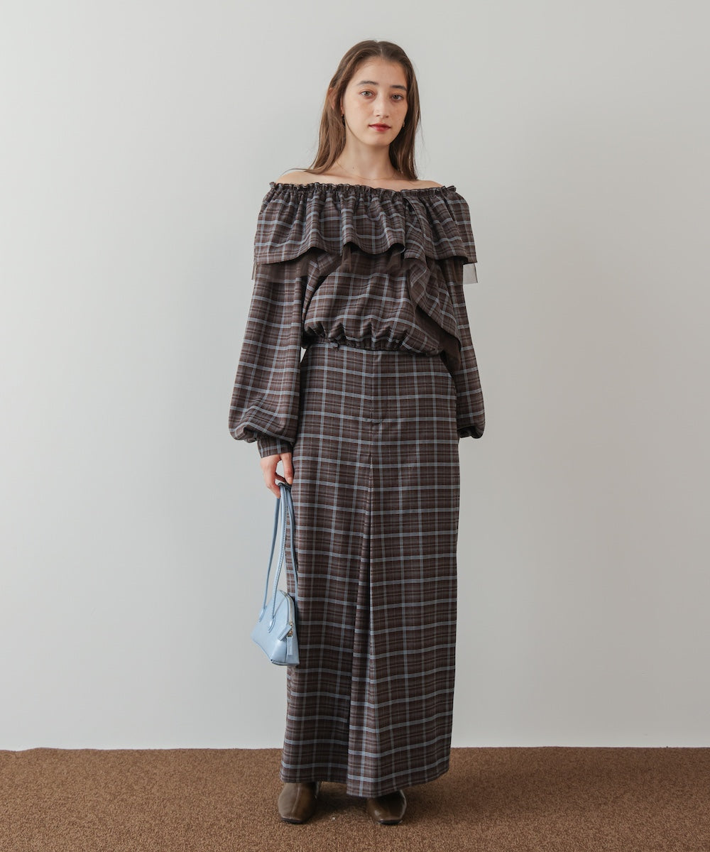 フロントタックIラインスカート